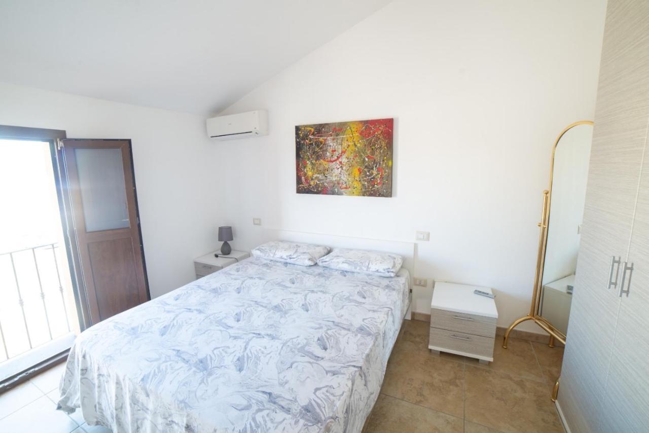 West Sardinia Apartment 2 Càbras 外观 照片